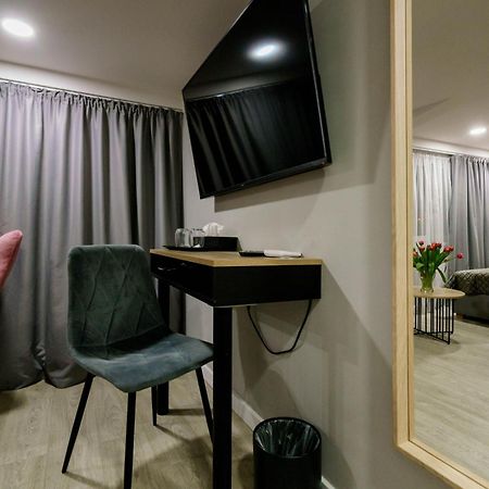 Aparthotel Kamienica No 111A Warsaw Airport Exterior foto